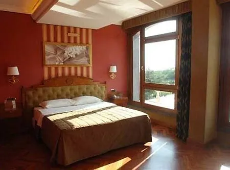 Palazzo Rosenthal Vesuview & Hotel