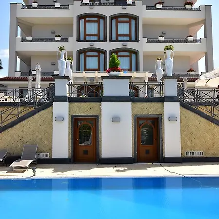 Palazzo Rosenthal Vesuview & 4* Trecase