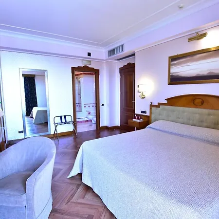 Palazzo Rosenthal Vesuview & 4* טרקאזה