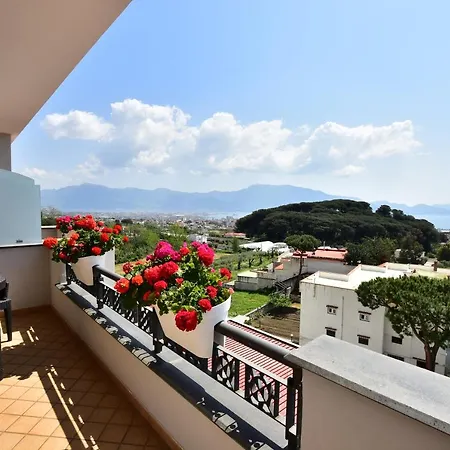 Palazzo Rosenthal Vesuview & 4*